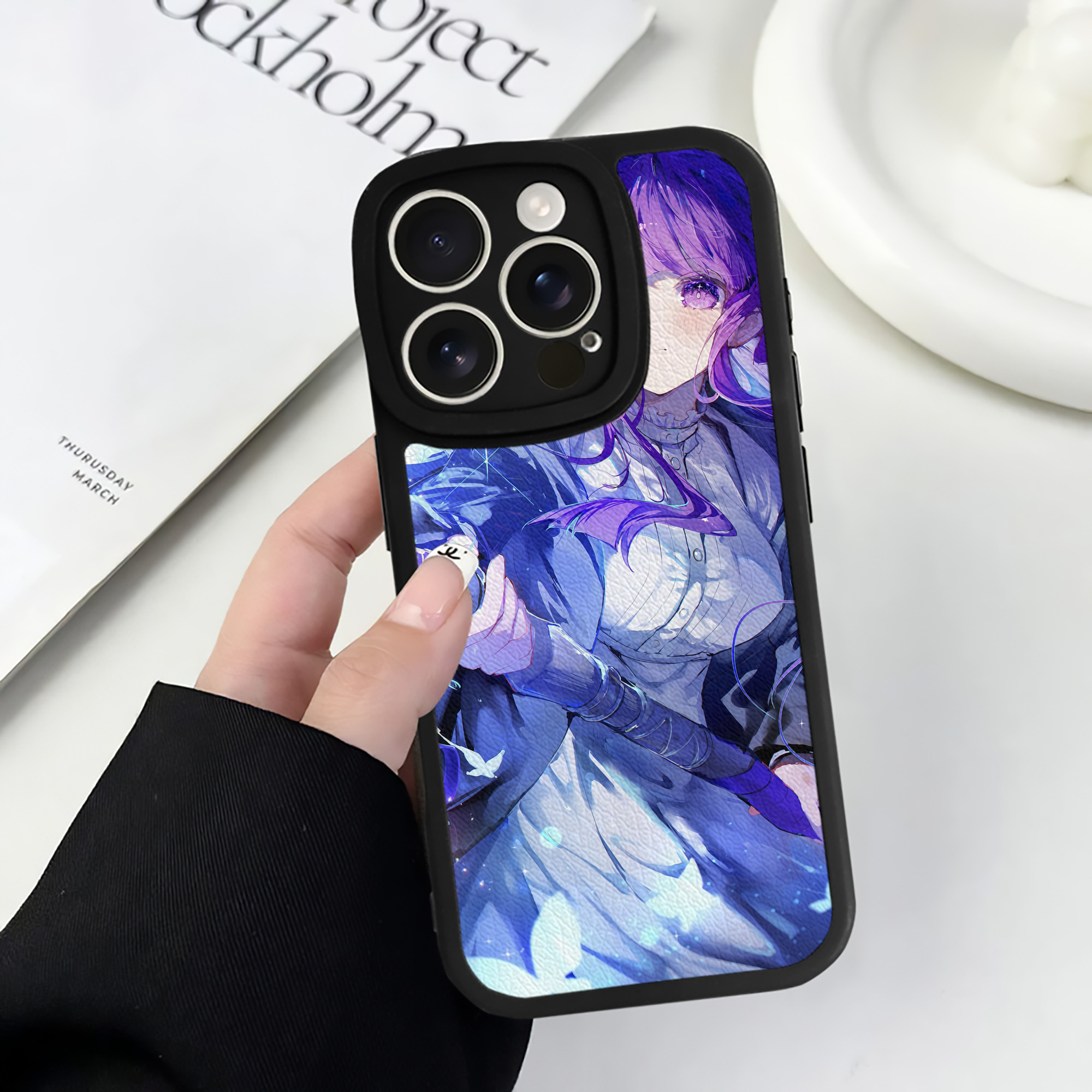 （画像用） 葬送のフリーレン Frieren 【iPhone 16シリーズ対応】シリコンスマホケース（レザー調） 材質：シリコン